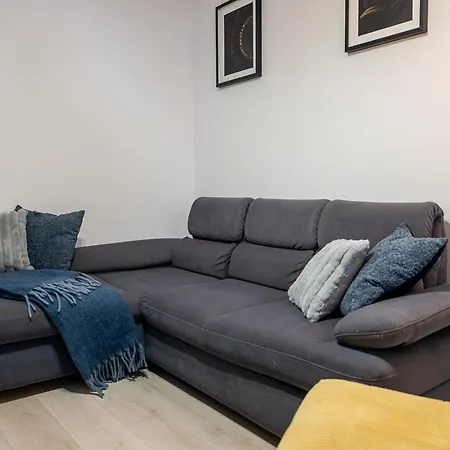 Verona Elevenfive Apartment *