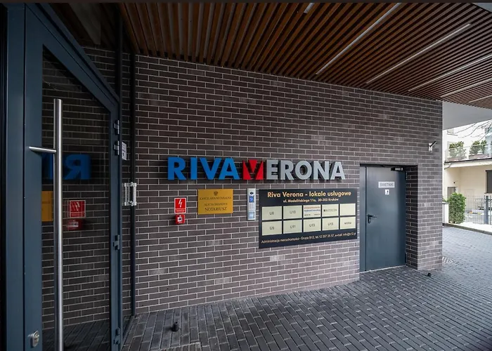 Verona Elevenfive * クラクフ